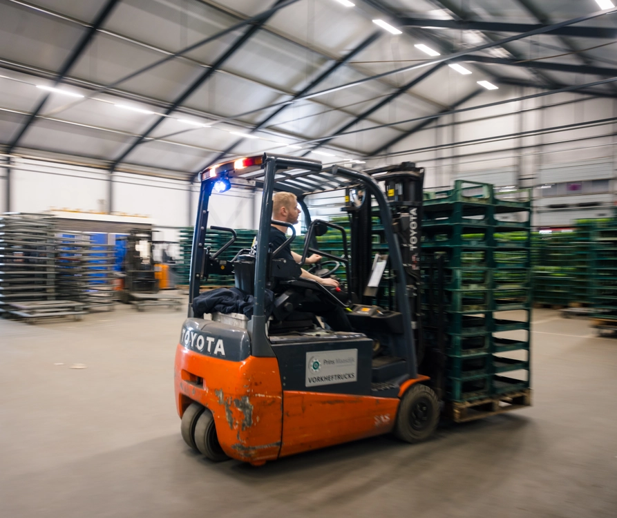 Magazynier (order picker )